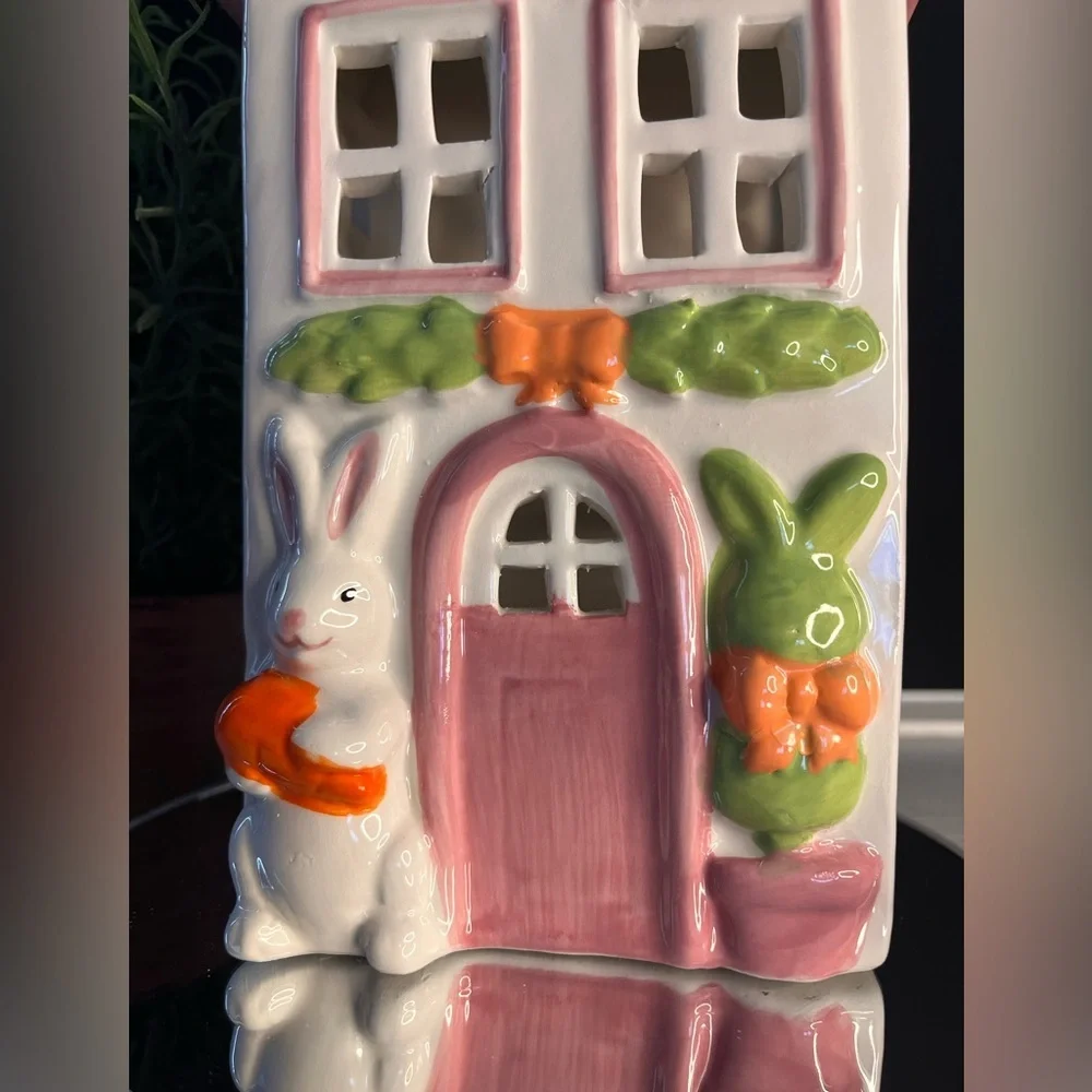 Ceramic Easter Farmhouse with Bunnies Light-Up Porcelain Tabletop Decor NWT